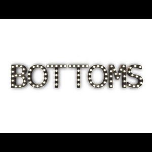 Bottoms! Taking offers❤️